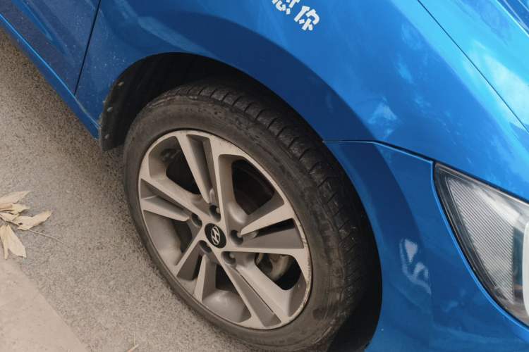 Used Hyundai Elantra (6th Generation / Lingdong) 2016 1.6L Automatic ZhiXuan – Elite Version Right Front Wheel Hub