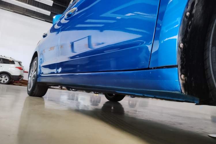Used Hyundai Elantra (6th Generation / Lingdong) 2016 1.6L Automatic ZhiXuan – Elite Version Right Side Sill