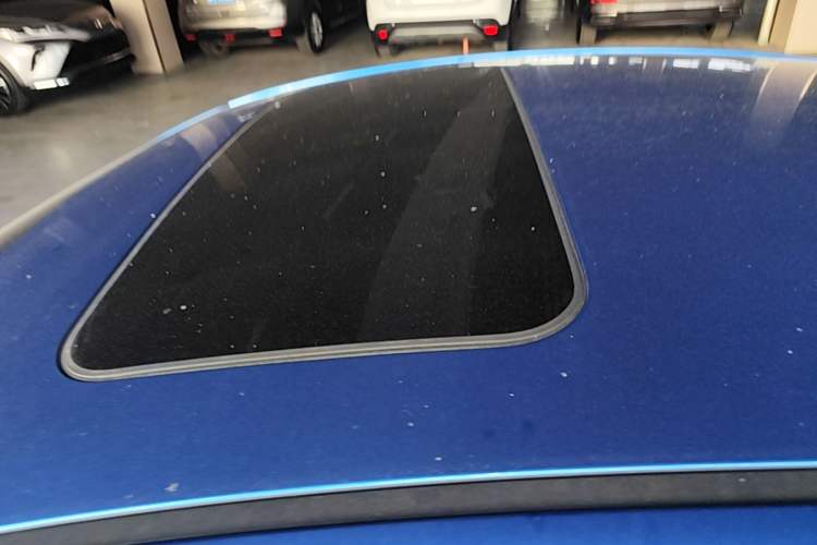 Used Hyundai Elantra (6th Generation / Lingdong) 2016 1.6L Automatic ZhiXuan – Elite Version Roof