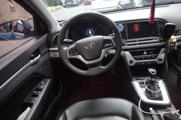 Used Hyundai Elantra (6th Generation / Lingdong) 2016 1.6L Automatic ZhiXuan – Elite Version Steering Wheel