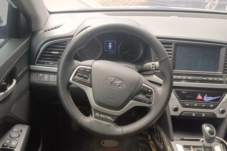 Used Hyundai Elantra (6th Generation / Lingdong) 2016 1.6L Automatic ZhiXuan – Elite Version Steering Wheel