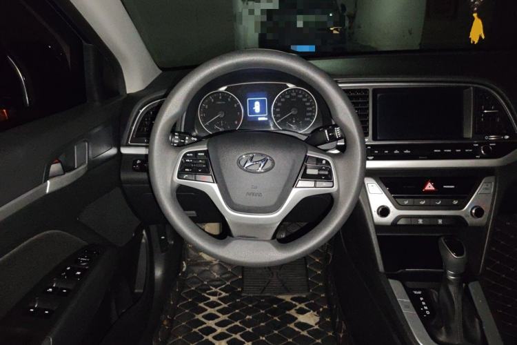 Used Hyundai Elantra (6th Generation / Lingdong) 2016 1.6L Automatic ZhiXuan – Elite Version Steering Wheel