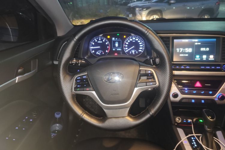 Used Hyundai Elantra (6th Generation / Lingdong) 2016 1.6L Automatic ZhiXuan – Elite Version Steering Wheel