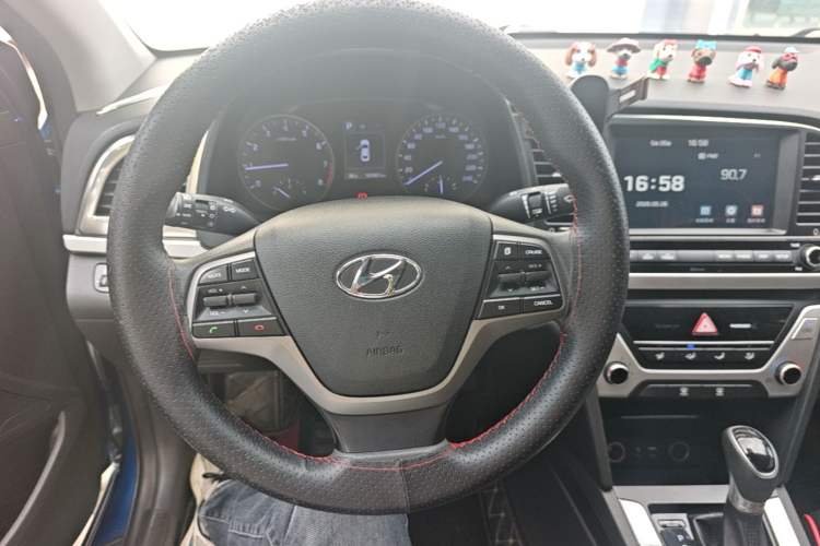 Used Hyundai Elantra (6th Generation / Lingdong) 2016 1.6L Automatic ZhiXuan – Elite Version Steering Wheel