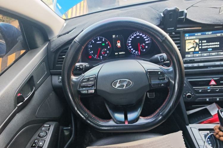 Used Hyundai Elantra (6th Generation / Lingdong) 2016 1.4T Dual-Clutch Xuan Dong·Elite Version Steering Wheel