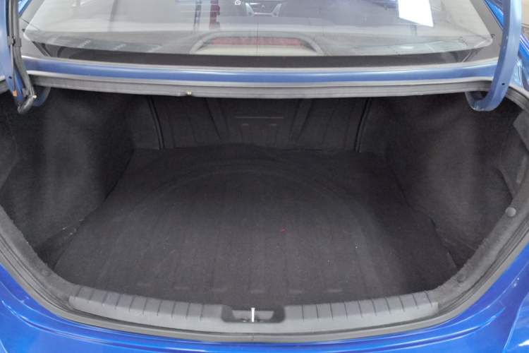Used Hyundai Elantra (6th Generation / Lingdong) 2016 1.6L Automatic ZhiXuan – Elite Version Trunk