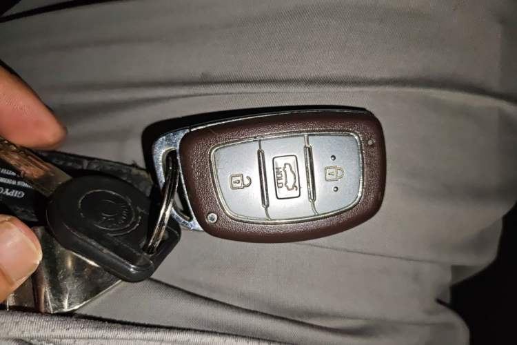 Used Hyundai Elantra (6th Generation / Lingdong) 2016 1.6L Automatic ZhiXuan – Elite Version Vehicle Key
