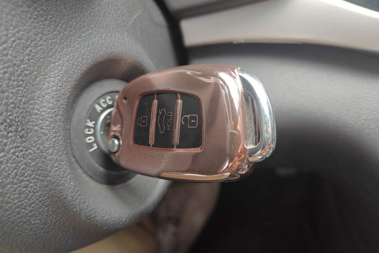 Used Hyundai Elantra (6th Generation / Lingdong) 2016 1.6L Automatic ZhiXuan – Elite Version Vehicle Key