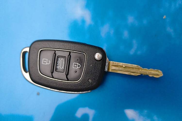 Used Hyundai Elantra (6th Generation / Lingdong) 2016 1.6L Automatic ZhiXuan – Elite Version Vehicle Key