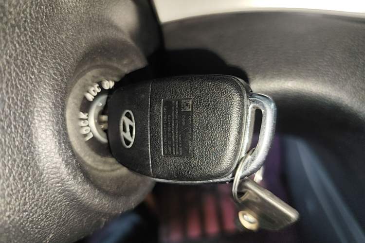 Used Hyundai Elantra (6th Generation / Lingdong) 2016 1.6L Automatic ZhiXuan – Elite Version Vehicle Key