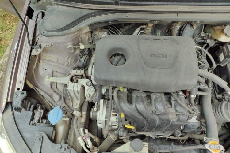 Used Hyundai Elantra (6th Generation / Lingdong) 2016 1.6L Automatic ZhiXuan – Elite Version Engine Bay Right