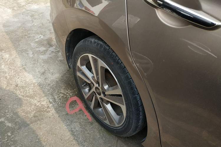 Used Hyundai Elantra (6th Generation / Lingdong) 2016 1.6L Automatic ZhiXuan – Elite Version Exterior 8