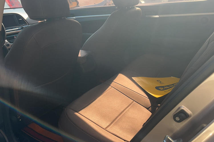 Used Hyundai Elantra (6th Generation / Lingdong) 2016 1.6L Automatic ZhiXuan – Elite Version Interior 1