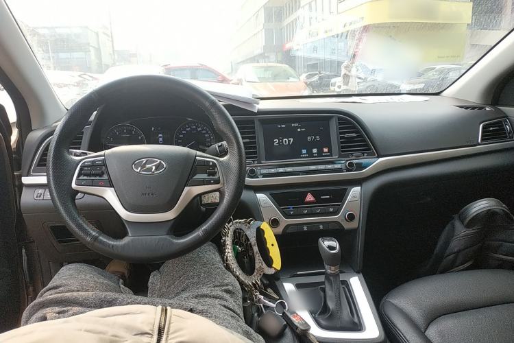 Used Hyundai Elantra (6th Generation / Lingdong) 2016 1.6L Automatic ZhiXuan – Elite Version Interior 2