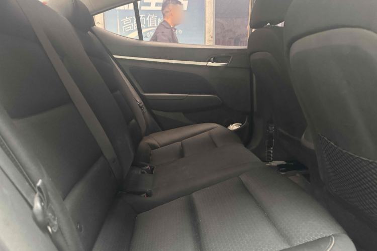 Used Hyundai Elantra (6th Generation / Lingdong) 2016 1.6L Automatic ZhiXuan – Elite Version Interior 3