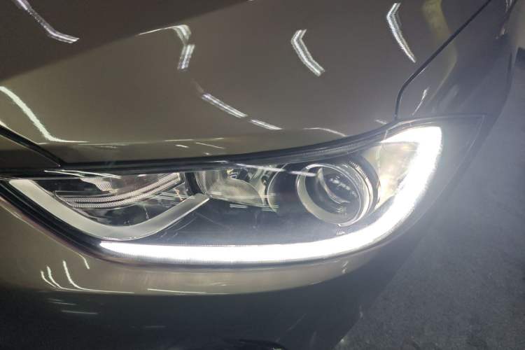 Used Hyundai Elantra (6th Generation / Lingdong) 2016 1.6L Automatic ZhiXuan – Elite Version Left Front Headlight