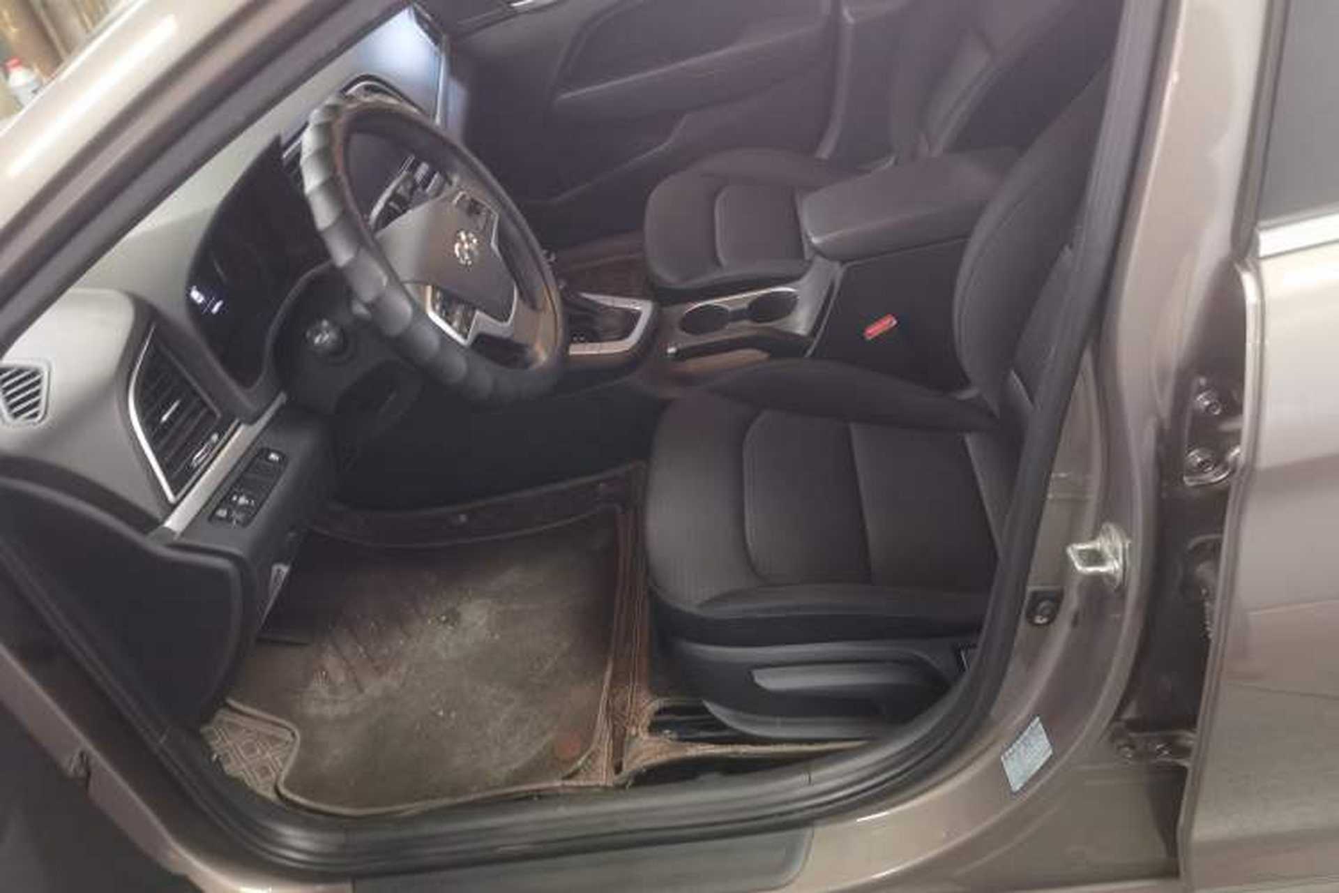 Used Hyundai Elantra (6th Generation / Lingdong) 2016 1.6L Automatic ZhiXuan – Elite Version Left Front Seat