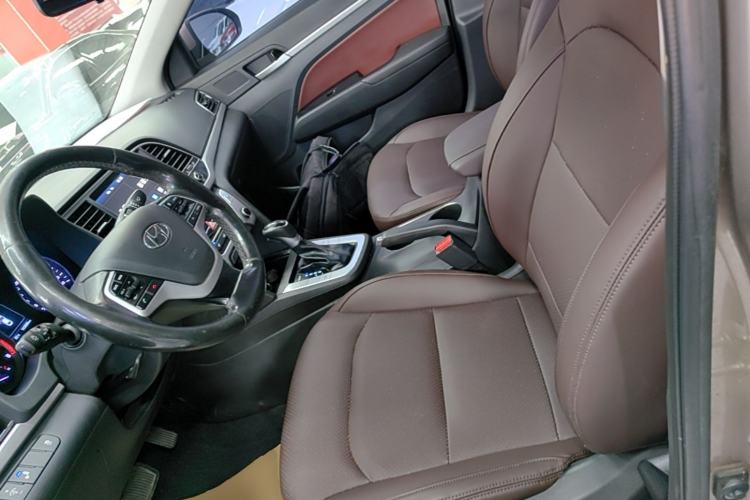 Used Hyundai Elantra (6th Generation / Lingdong) 2016 1.6L Automatic ZhiXuan · Luxury Version Left Front Seat