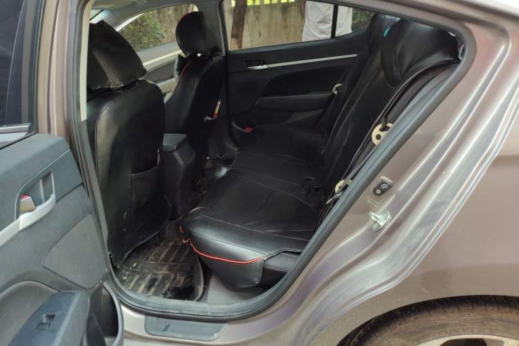 Used Hyundai Elantra (6th Generation / Lingdong) 2016 1.6L Automatic ZhiXuan – Elite Version Left Rear Seat
