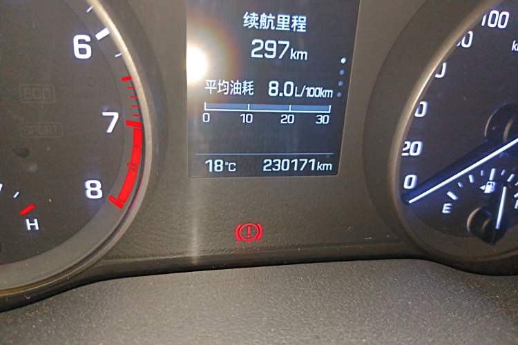 Used Hyundai Elantra (6th Generation / Lingdong) 2016 1.6L Automatic ZhiXuan – Elite Version Odometer Close Up