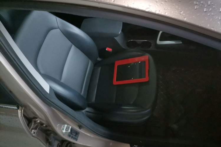 Used Hyundai Elantra (6th Generation / Lingdong) 2016 1.6L Automatic ZhiXuan – Elite Version Right Front Seat