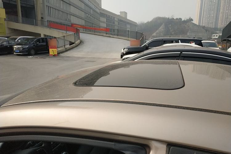 Used Hyundai Elantra (6th Generation / Lingdong) 2016 1.6L Automatic ZhiXuan – Elite Version Roof