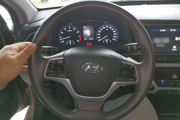 Used Hyundai Elantra (6th Generation / Lingdong) 2016 1.6L Automatic ZhiXuan – Elite Version Steering Wheel