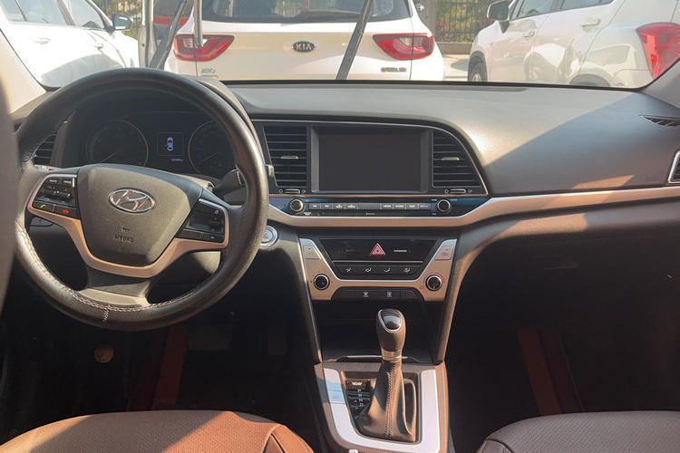 Used Hyundai Elantra (6th Generation / Lingdong) 2016 1.6L Automatic ZhiXuan – Elite Version Steering Wheel