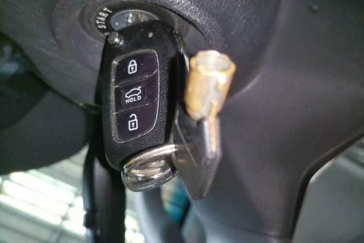 Used Hyundai Elantra (6th Generation / Lingdong) 2016 1.6L Automatic ZhiXuan – Elite Version Vehicle Key