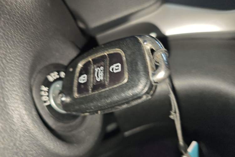 Used Hyundai Elantra (6th Generation / Lingdong) 2016 1.6L Automatic ZhiXuan – Elite Version Vehicle Key