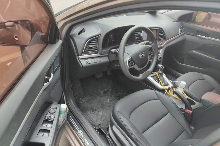 Used Hyundai Elantra (6th Generation / Lingdong) 2016 1.6L Automatic ZhiXuan – Elite Version Driver Seat