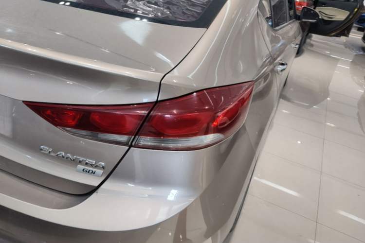 Used Hyundai Elantra (6th Generation / Lingdong) 2016 1.6L Automatic ZhiXuan – Elite Version Exterior 3