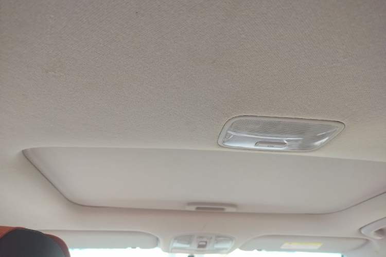 Used Hyundai Elantra (6th Generation / Lingdong) 2016 1.6L Automatic ZhiXuan – Elite Version Headliner