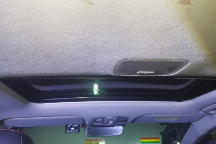Used Hyundai Elantra (6th Generation / Lingdong) 2016 1.6L Automatic ZhiXuan – Elite Version Headliner