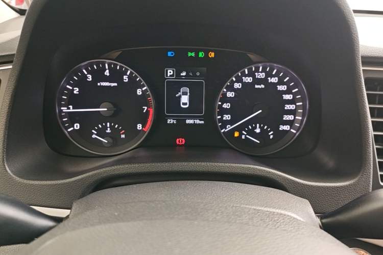 Used Hyundai Elantra (6th Generation / Lingdong) 2016 1.6L Automatic ZhiXuan – Elite Version Instrument Cluster