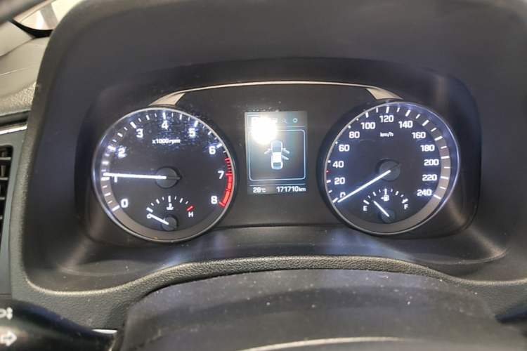 Used Hyundai Elantra (6th Generation / Lingdong) 2016 1.6L Automatic ZhiXuan – Elite Version Instrument Cluster
