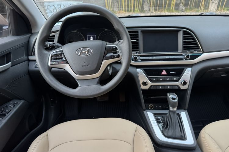 Used Hyundai Elantra (6th Generation / Lingdong) 2016 1.6L Automatic ZhiXuan – Elite Version Interior 1