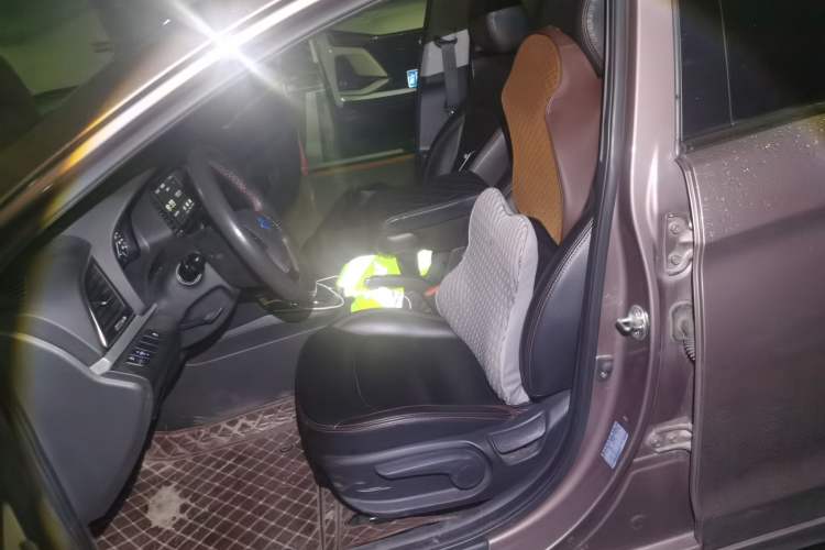 Used Hyundai Elantra (6th Generation / Lingdong) 2016 1.6L Automatic ZhiXuan – Elite Version Left Front Seat