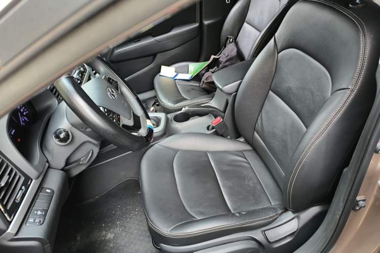 Used Hyundai Elantra (6th Generation / Lingdong) 2016 1.6L Automatic ZhiXuan – Elite Version Left Front Seat