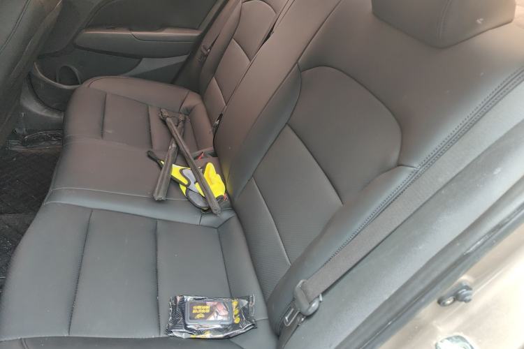 Used Hyundai Elantra (6th Generation / Lingdong) 2016 1.6L Automatic ZhiXuan – Elite Version Left Rear Seat