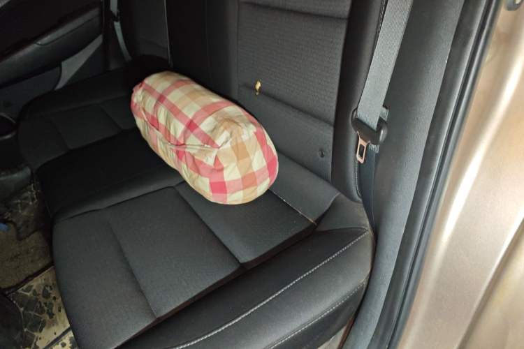 Used Hyundai Elantra (6th Generation / Lingdong) 2016 1.6L Automatic ZhiXuan – Elite Version Left Rear Seat