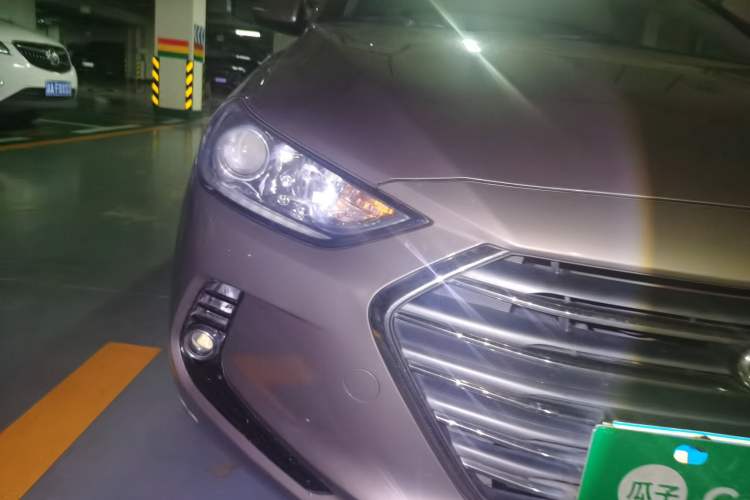 Used Hyundai Elantra (6th Generation / Lingdong) 2016 1.6L Automatic ZhiXuan – Elite Version Right Front Headlight
