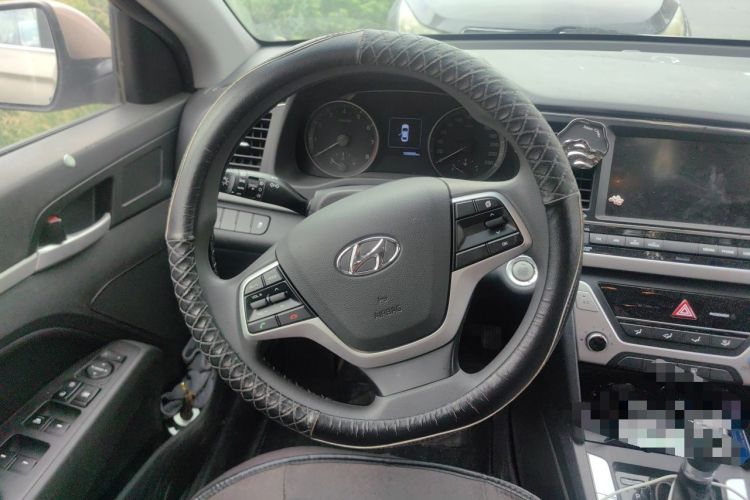 Used Hyundai Elantra (6th Generation / Lingdong) 2016 1.6L Automatic ZhiXuan – Elite Version Steering Wheel