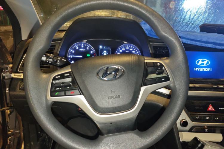 Used Hyundai Elantra (6th Generation / Lingdong) 2016 1.6L Automatic ZhiXuan – Elite Version Steering Wheel