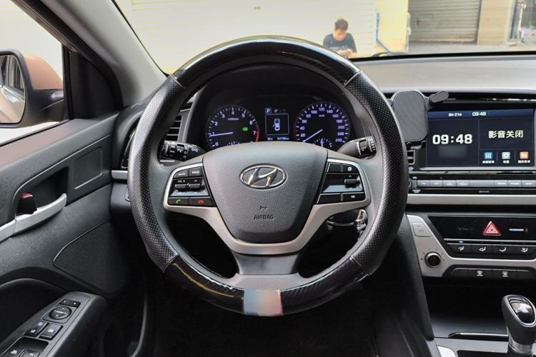 Used Hyundai Elantra (6th Generation / Lingdong) 2016 1.6L Automatic ZhiXuan – Elite Version Steering Wheel