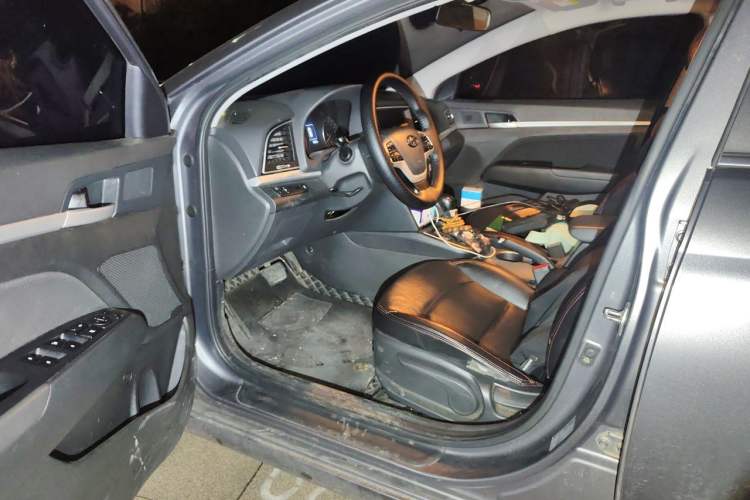 Used Hyundai Elantra (6th Generation / Lingdong) 2016 1.6L Automatic ZhiXuan – Elite Version Driver Seat