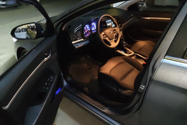 Used Hyundai Elantra (6th Generation / Lingdong) 2016 1.6L Automatic ZhiXuan – Elite Version Driver Seat