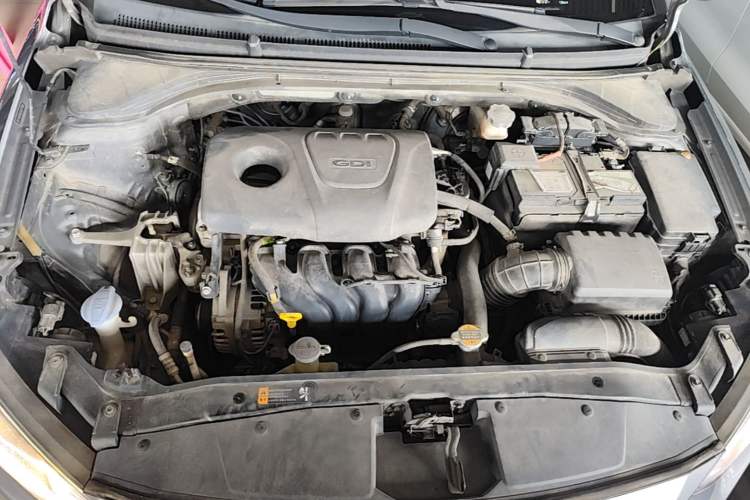 Used Hyundai Elantra (6th Generation / Lingdong) 2016 1.6L Automatic ZhiXuan – Elite Version Engine Bay