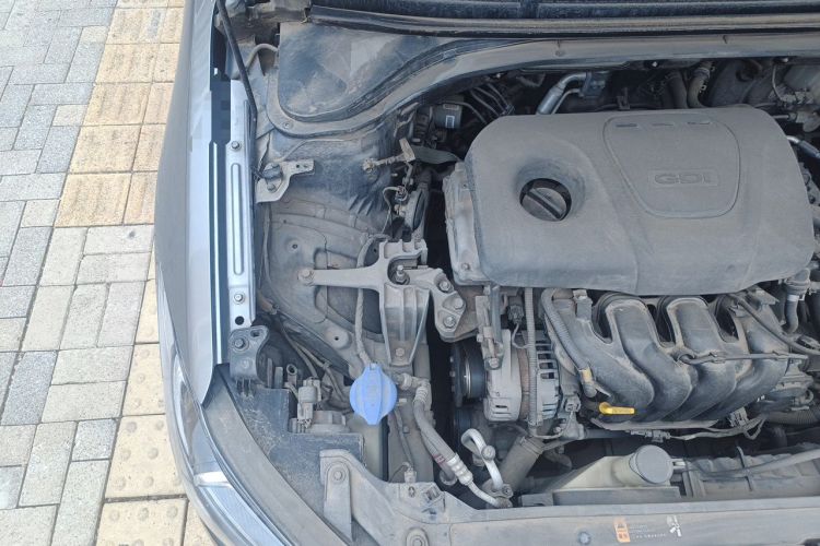 Used Hyundai Elantra (6th Generation / Lingdong) 2016 1.6L Automatic ZhiXuan – Elite Version Engine Bay Right