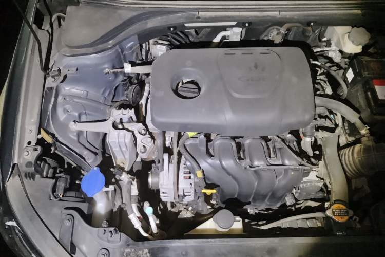 Used Hyundai Elantra (6th Generation / Lingdong) 2016 1.6L Automatic ZhiXuan – Elite Version Engine Bay Right